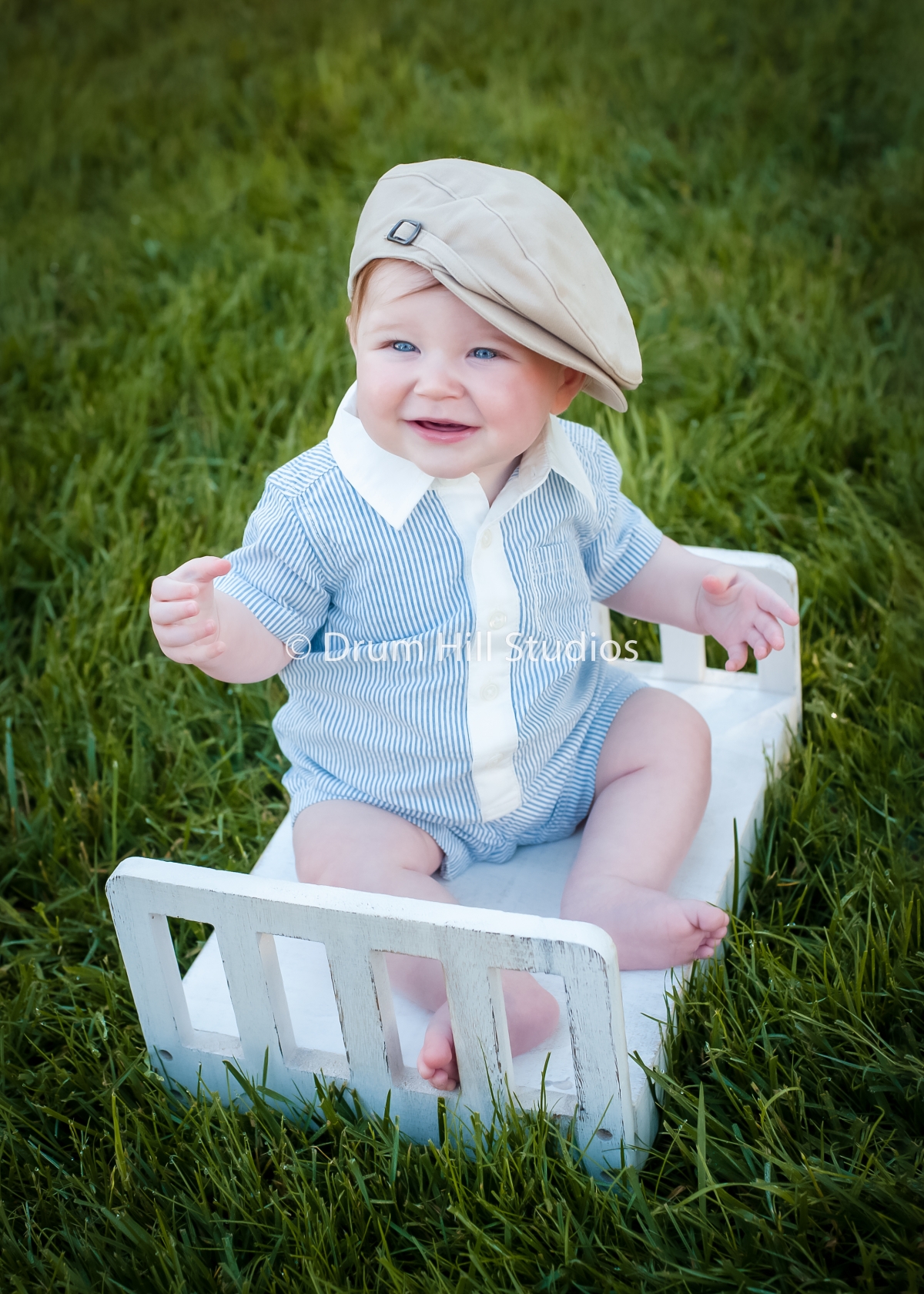 8-month-baby-portrait-session-https-drumhillstudiosblog